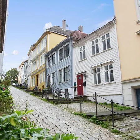 Διαμέρισμα Dinbnb L Traditional Bergenhouse L 10min To Bryggen L 24l7 *