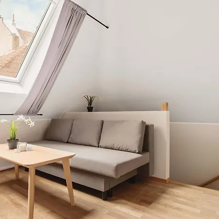 Apartment Dinbnb L Traditional Bergenhouse L 10min To Bryggen L 24l7