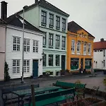 Leilighet Dinbnb L Traditional Bergenhouse L 10min To Bryggen L 24l7 Bergen