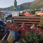 Dinbnb L Traditional Bergenhouse L 10min To Bryggen L 24l7 Leilighet *