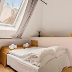 Dinbnb L Traditional Bergenhouse L 10min To Bryggen L 24l7