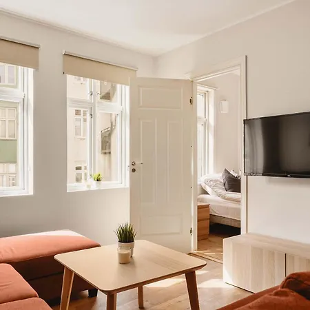 Leilighet Dinbnb L Traditional Bergenhouse L 10min To Bryggen L 24l7 *