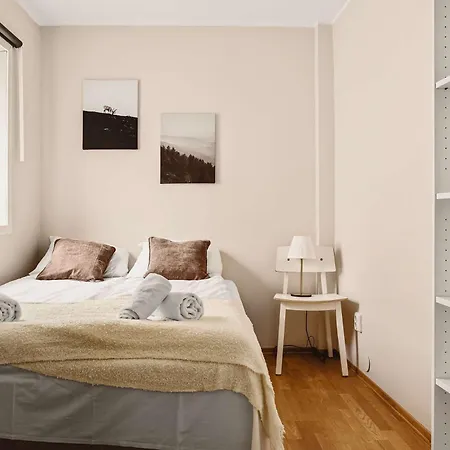 Dinbnb L Traditional Bergenhouse L 10min To Bryggen L 24l7 ベルゲン